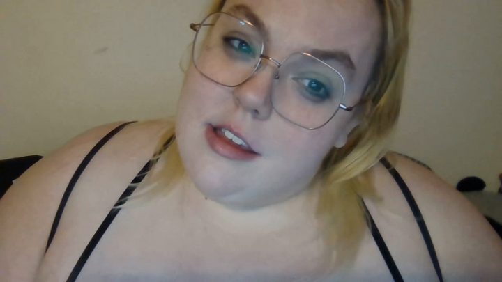 KoopaKymm - MILF BBW Smoke n Mouth Fetish