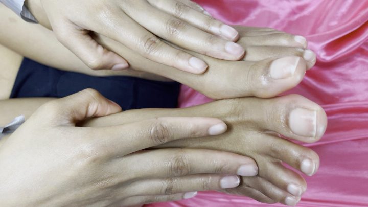 Pink Foxx – Mommy Natural Nails Worship