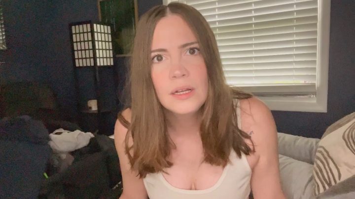 Maggierosexo – Mommy Makes a Sissy Out of You