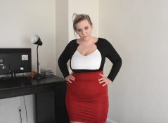 Jocelyn Baker - Mommy Fucks You After Work